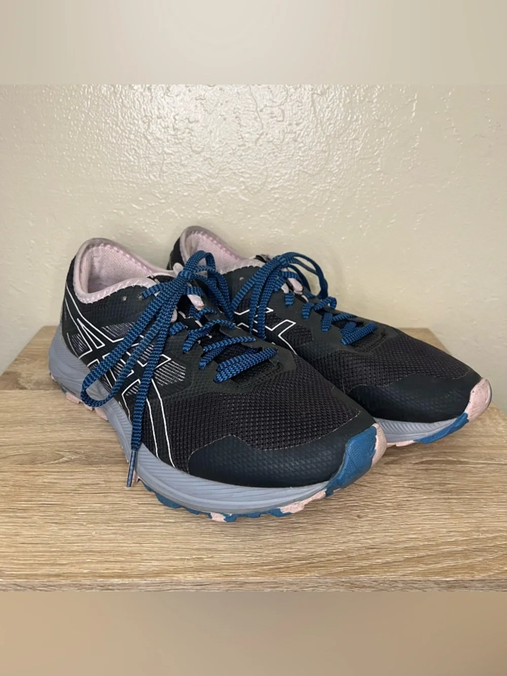 Asics Gel Excite Trail Women's Sz 9.5 Black Pink Running Shoes Sneakers 1012B051